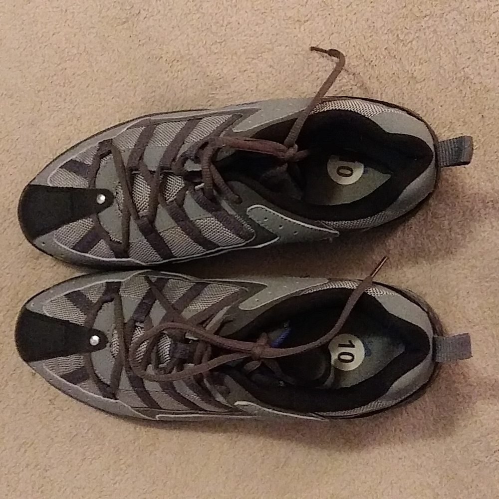 SOLD "Men's" FILA Tennis shoes. NWNT